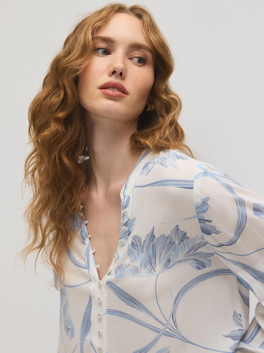 Floral Split Collar Popover Blouse - Image 3