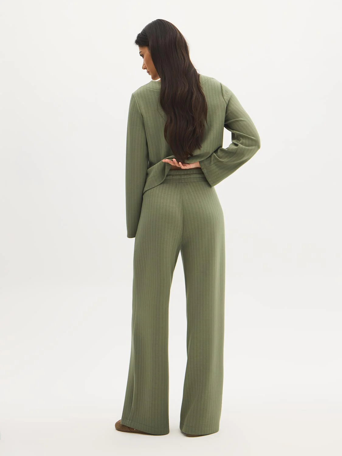 Wide-Leg Cloud Fleece Pants - Image 4