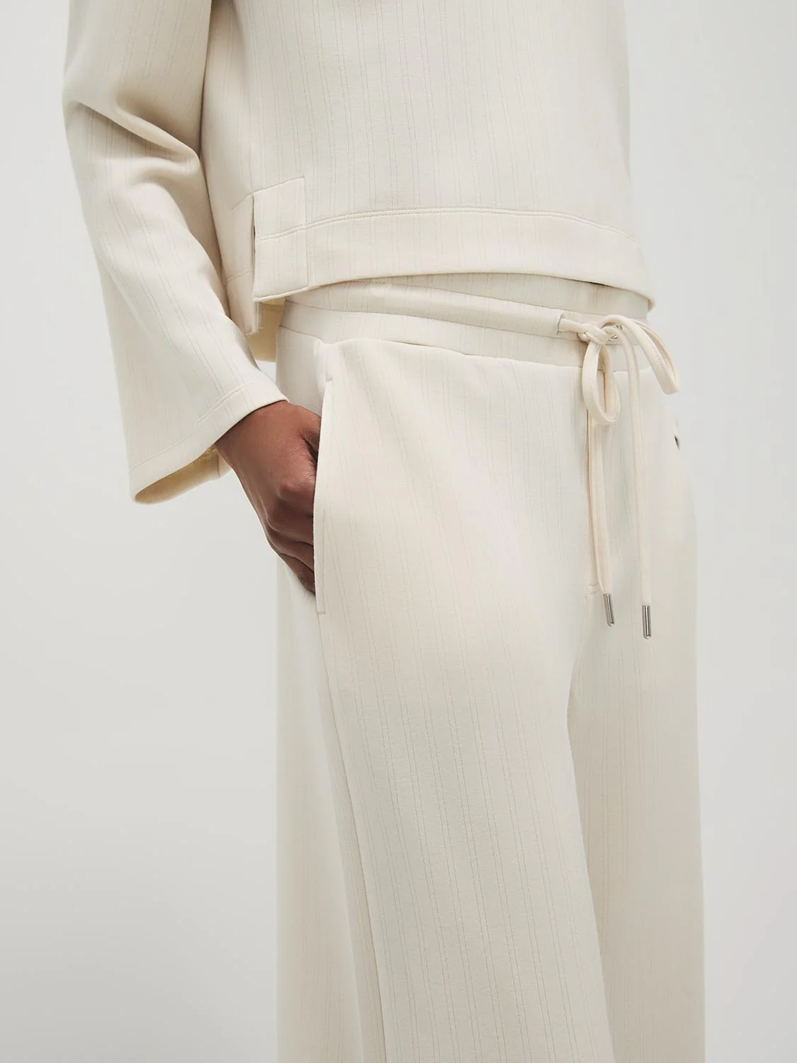 Wide-Leg Cloud Fleece Pants - Image 7
