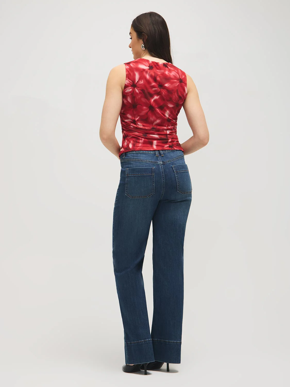 Sleeveless Abstract Mesh Top - Image 4