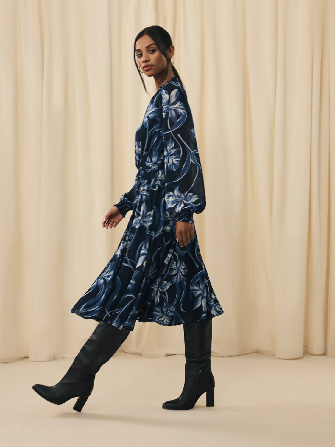 Floral Split Collar Chiffon Midi Dress - Image 5