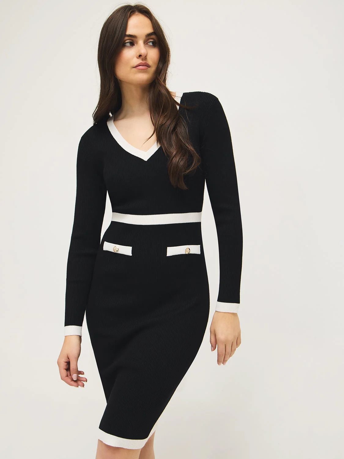 Contrast Trim V-Neck Midi Sweater Dress - Image 4