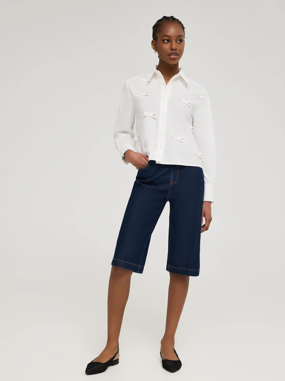 Bow Detail Button-Front Cotton Blouse - Image 4