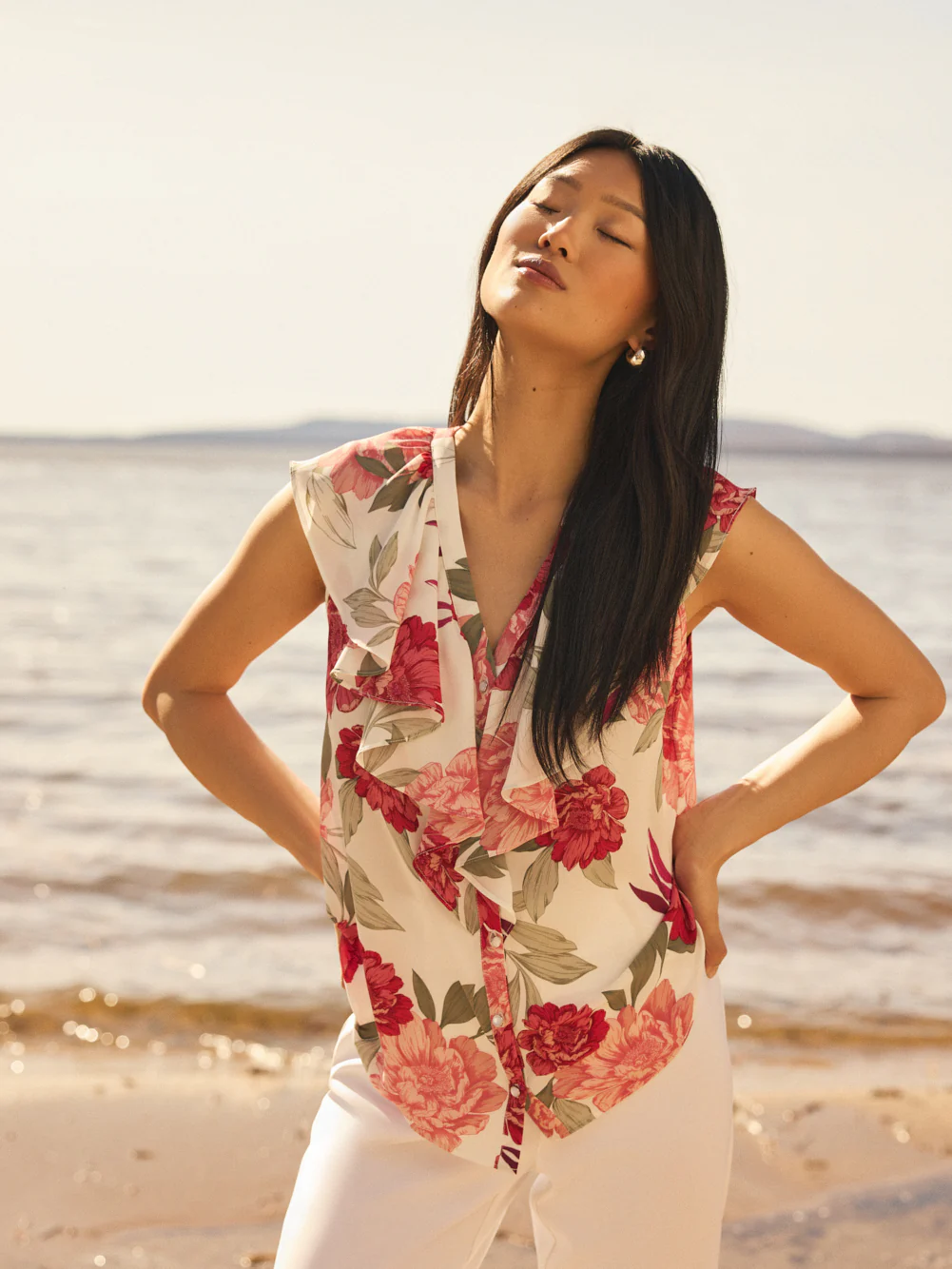 Sleeveless Floral Ruffle Button-Front Blouse - Image 3