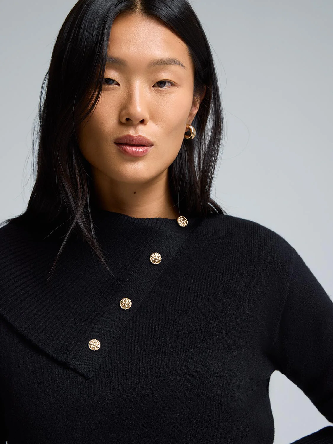 Split Neck Sweater With Button Details - Image 10