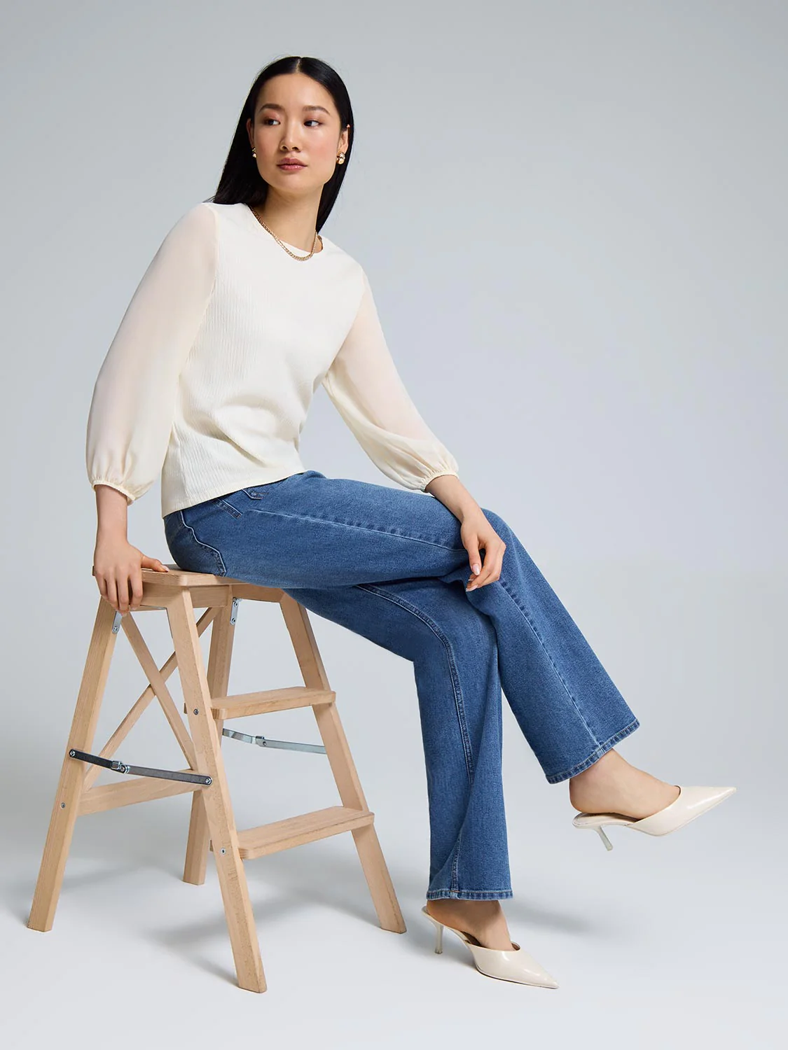 3/4 Balloon Sleeve Crew Neck Top - Image 5