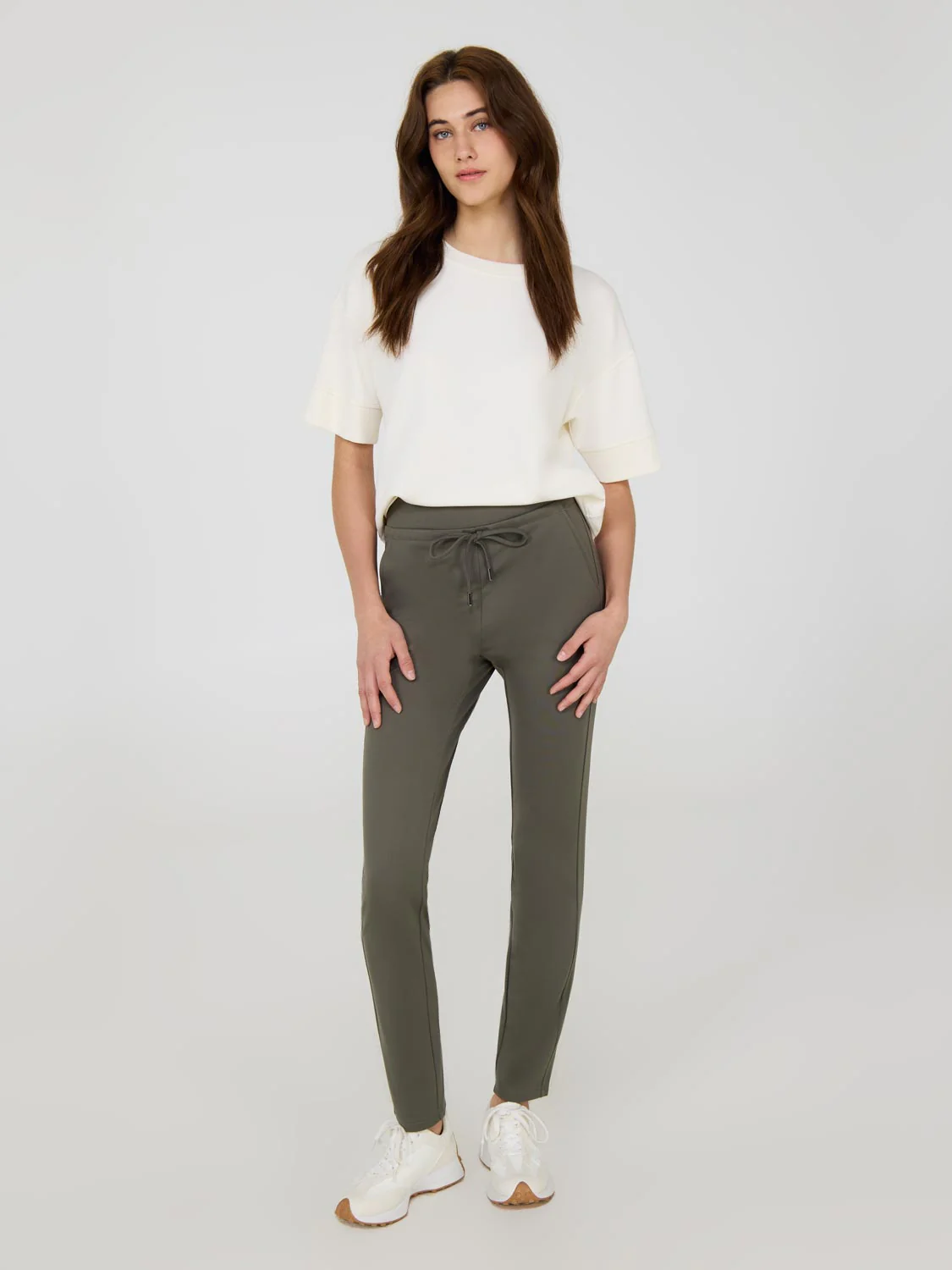 Lightweight Slim Leg Pants - Image 10