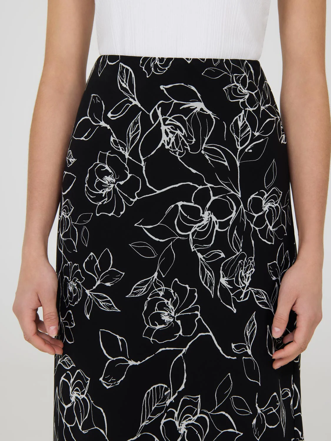 Printed Chiffon Skirt - Image 3