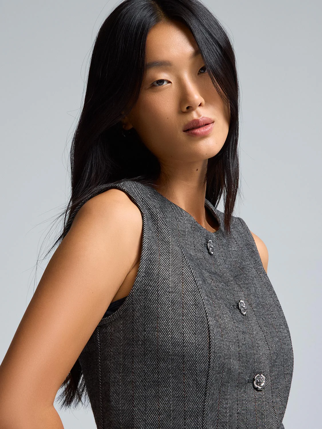 4-Button Striped Jacquard Vest - Image 3
