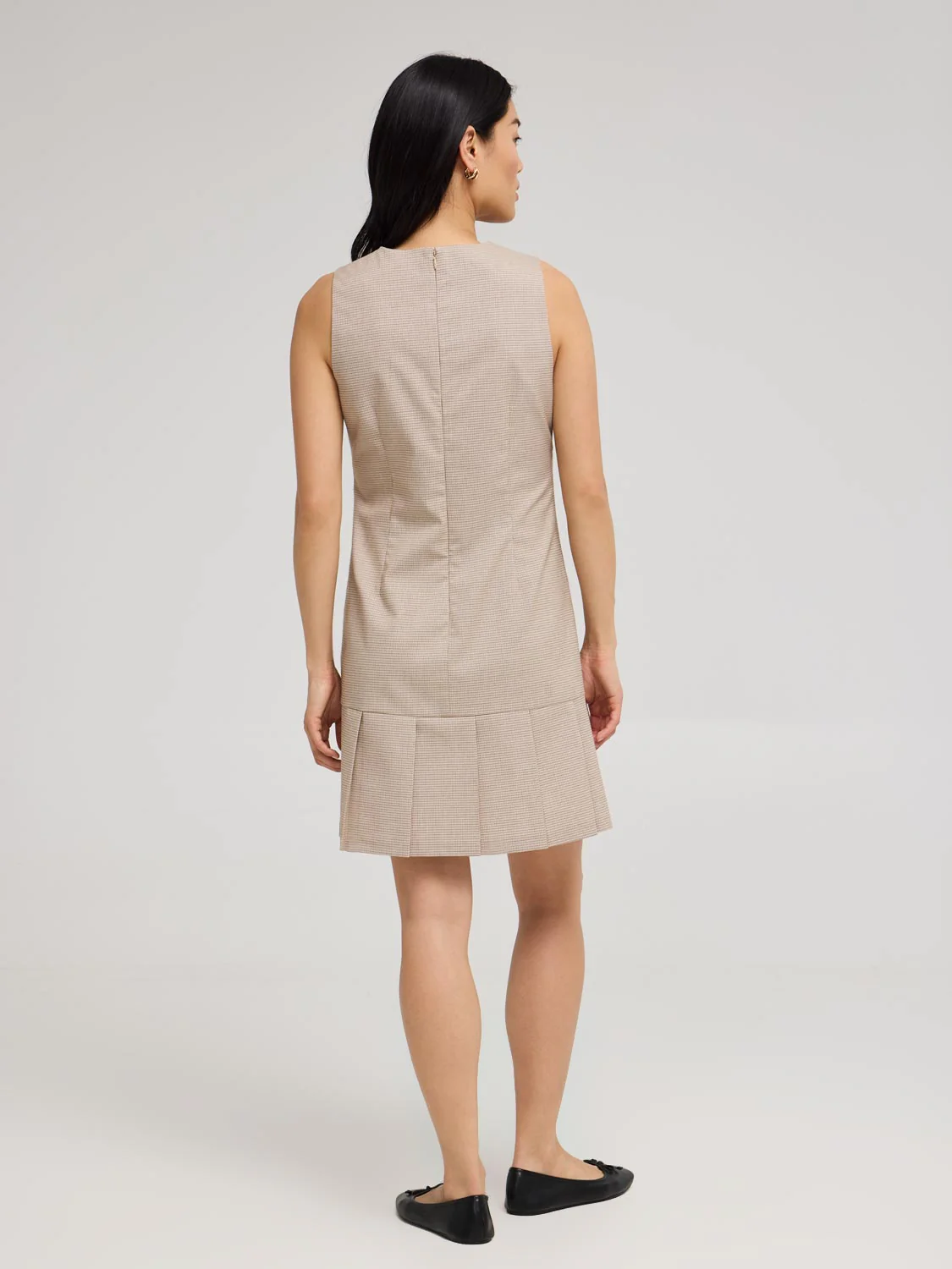 Sleeveless Mini Check Pleated Hem Dress - Image 8