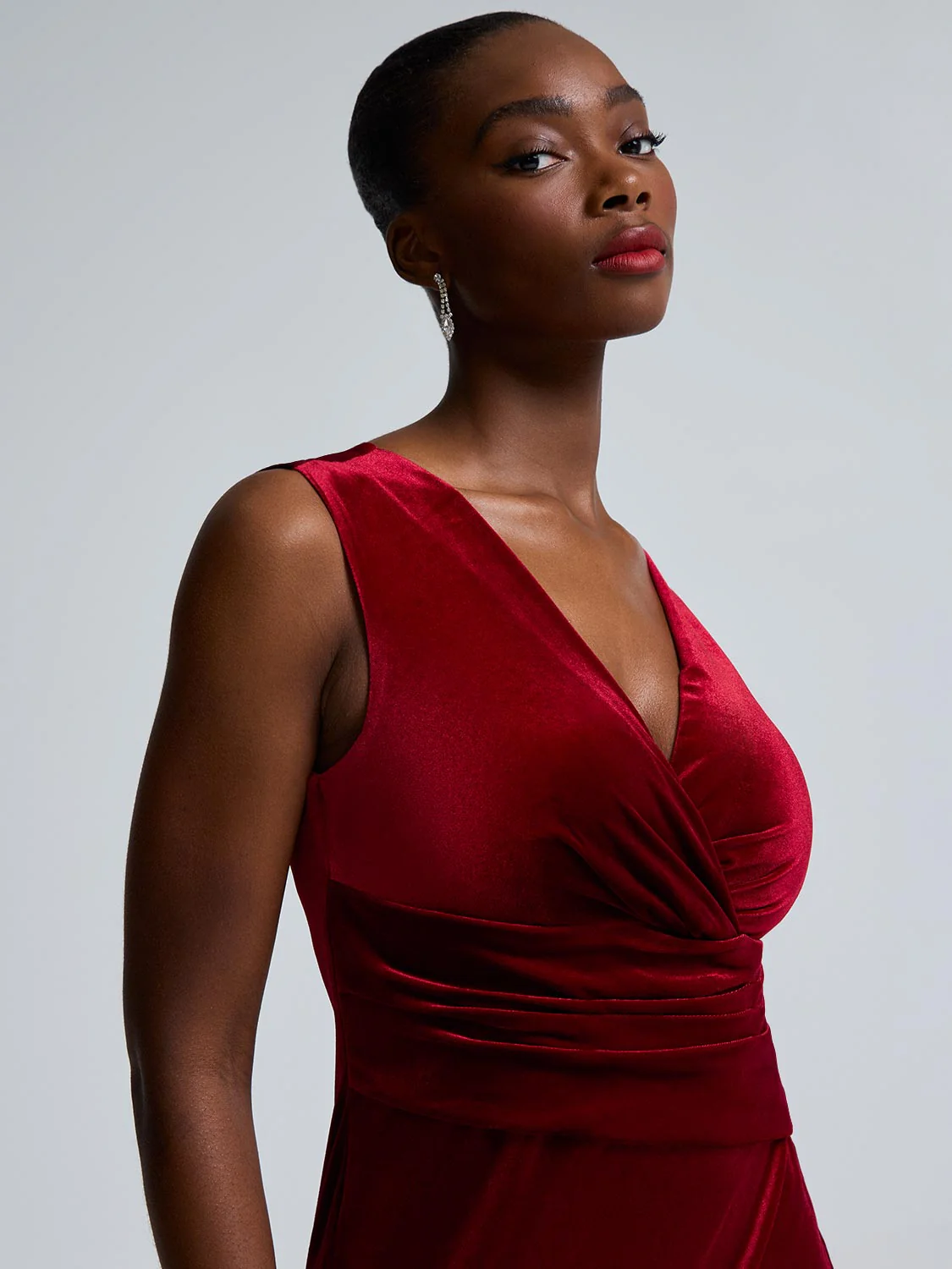 Sleeveless V-Neck Velour Dress - Image 4