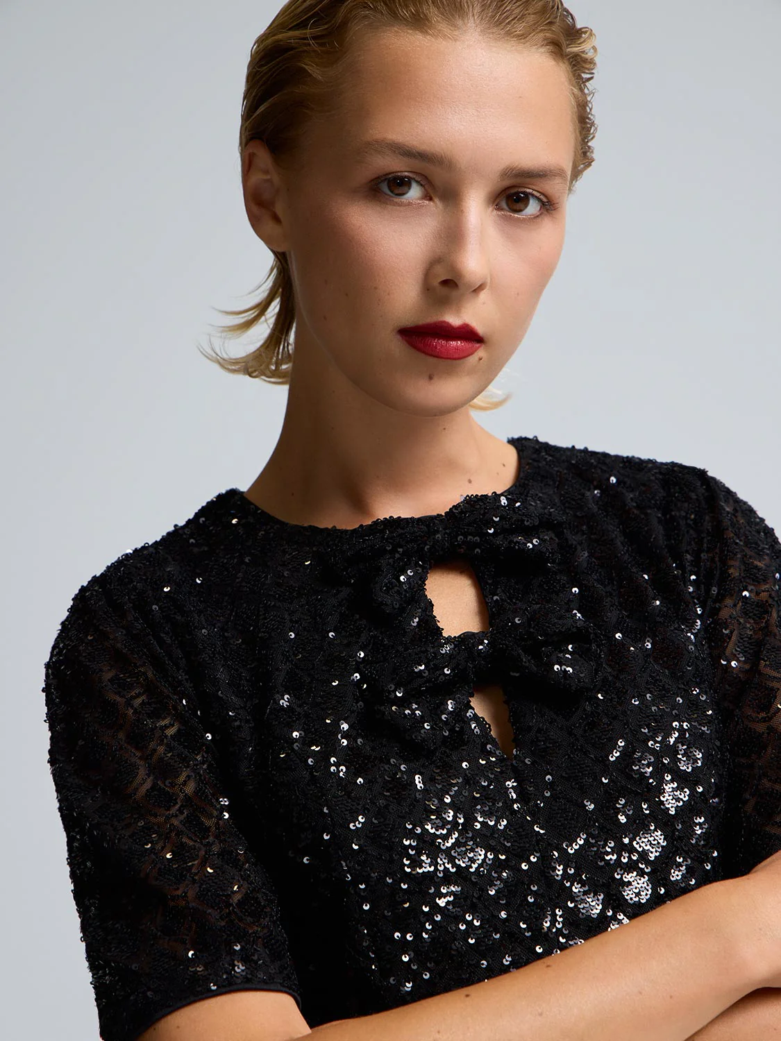 Bow Detail Sequin Mesh Dress - Image 5