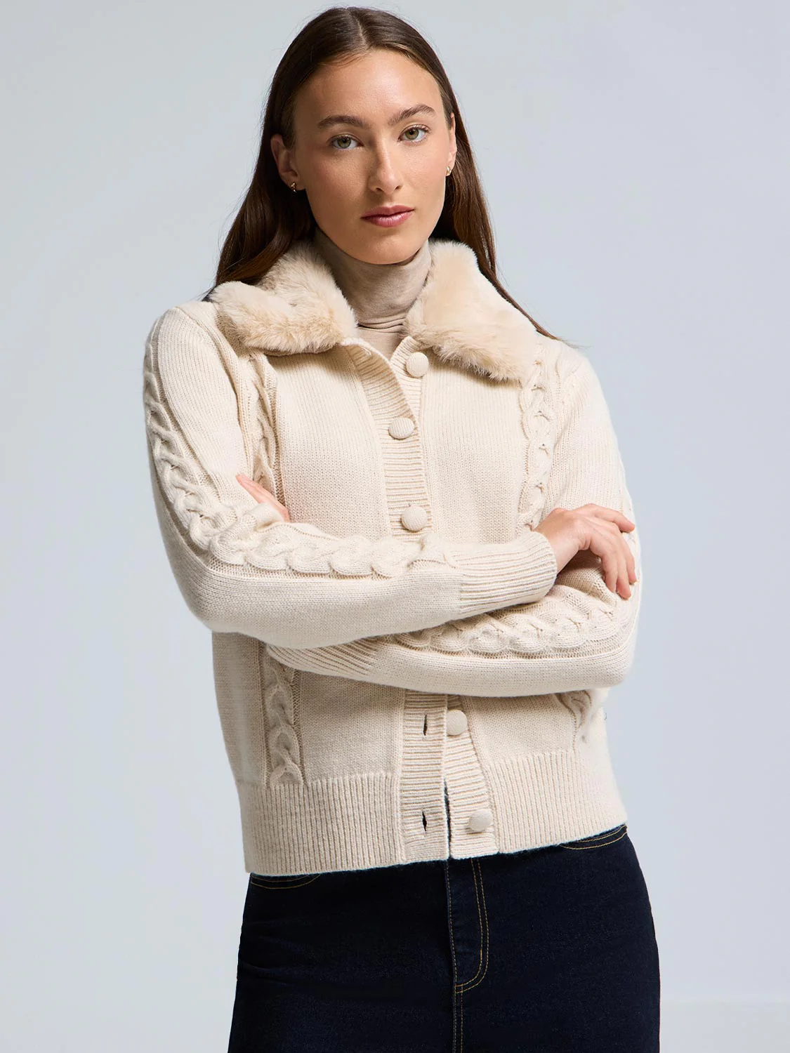 Detachable Faux Fur Collar Cardigan - Image 4