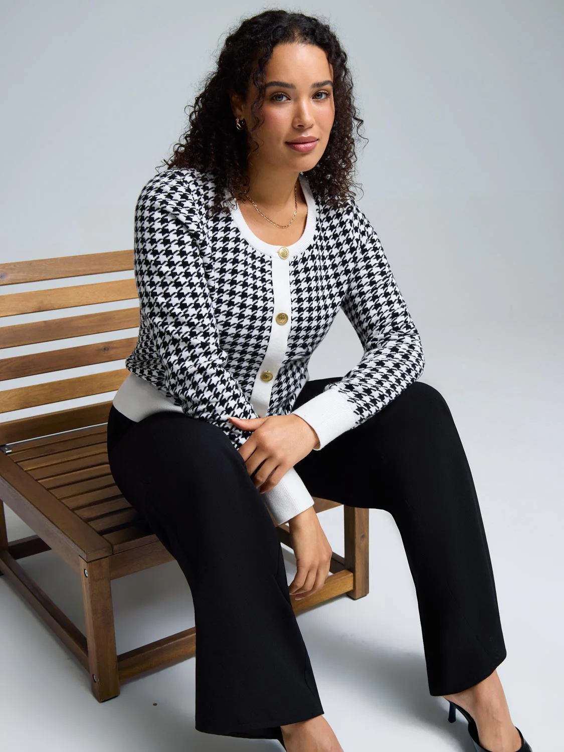 Jacquard Button-Front Cardigan - Image 4
