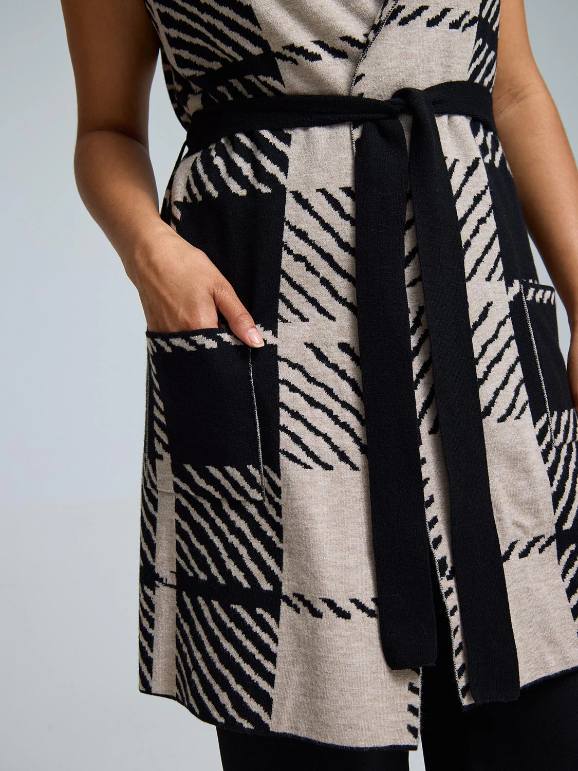 Sleeveless Belted Collared Plaid Duster - Image 2