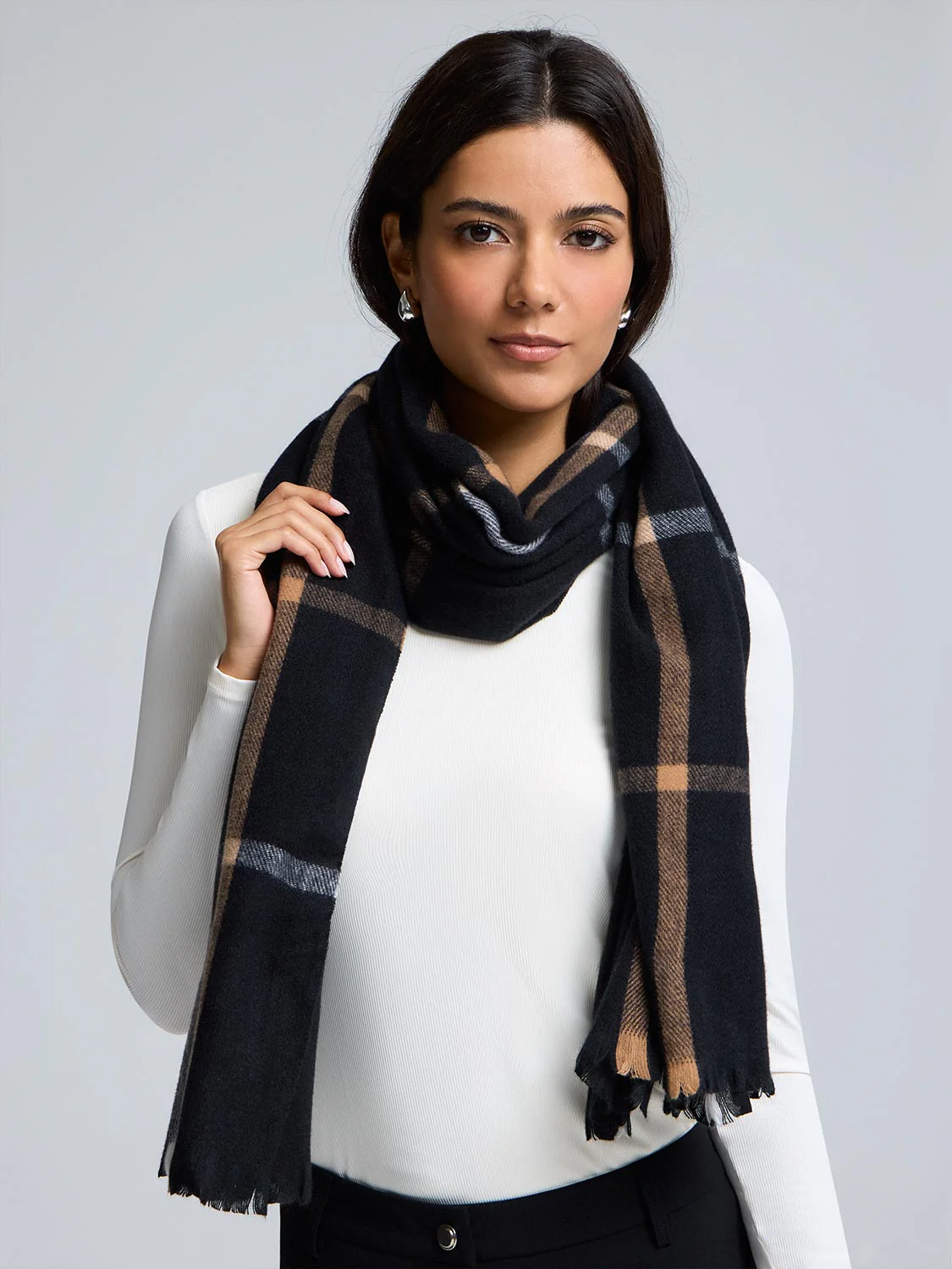 Soft Brushed Grid Scarf