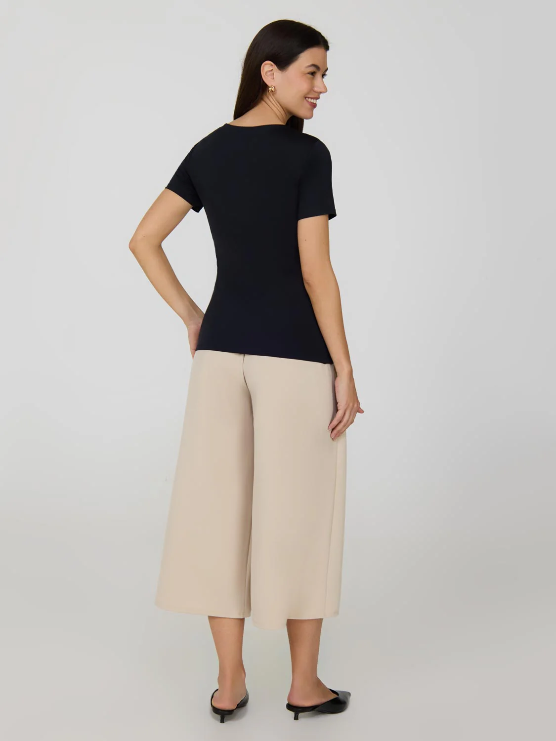 Double Layer Scoop Neck T-Shirt - Image 6