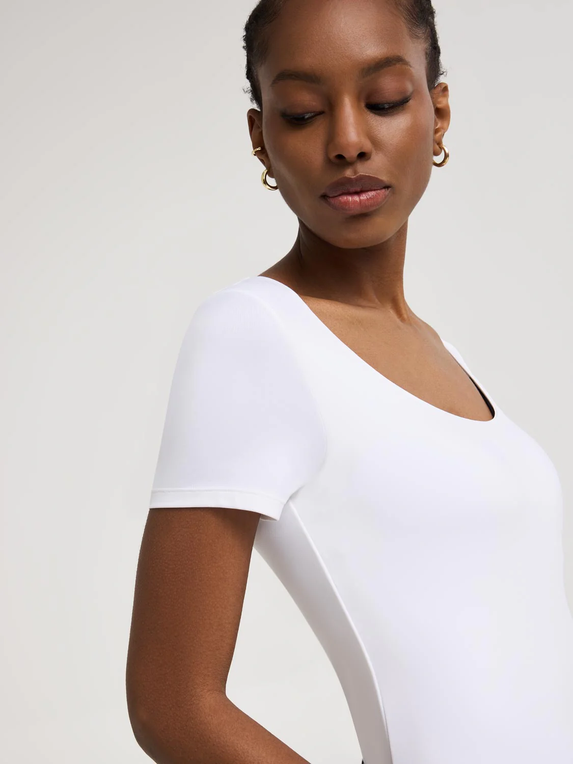 Double Layer Scoop Neck T-Shirt - Image 9