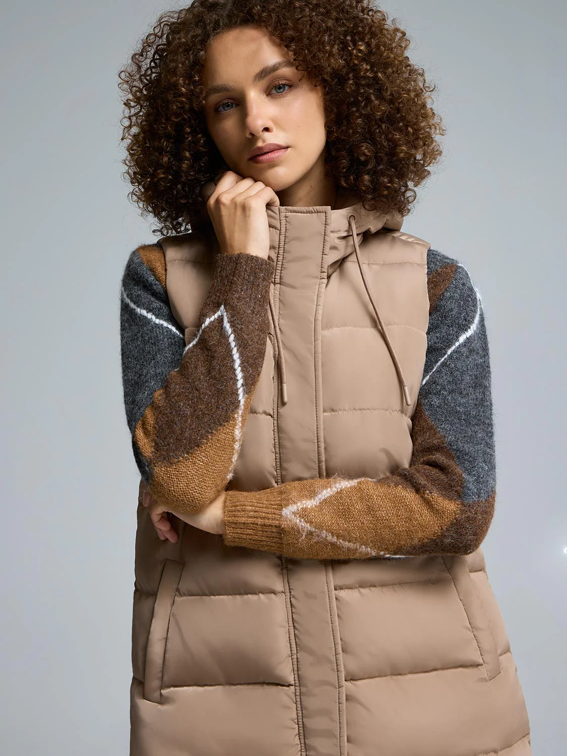 Long Hooded Puffer Vest - Image 9