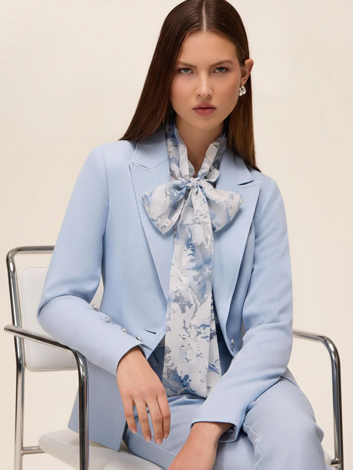 Classic Tailored Blazer - Image 3
