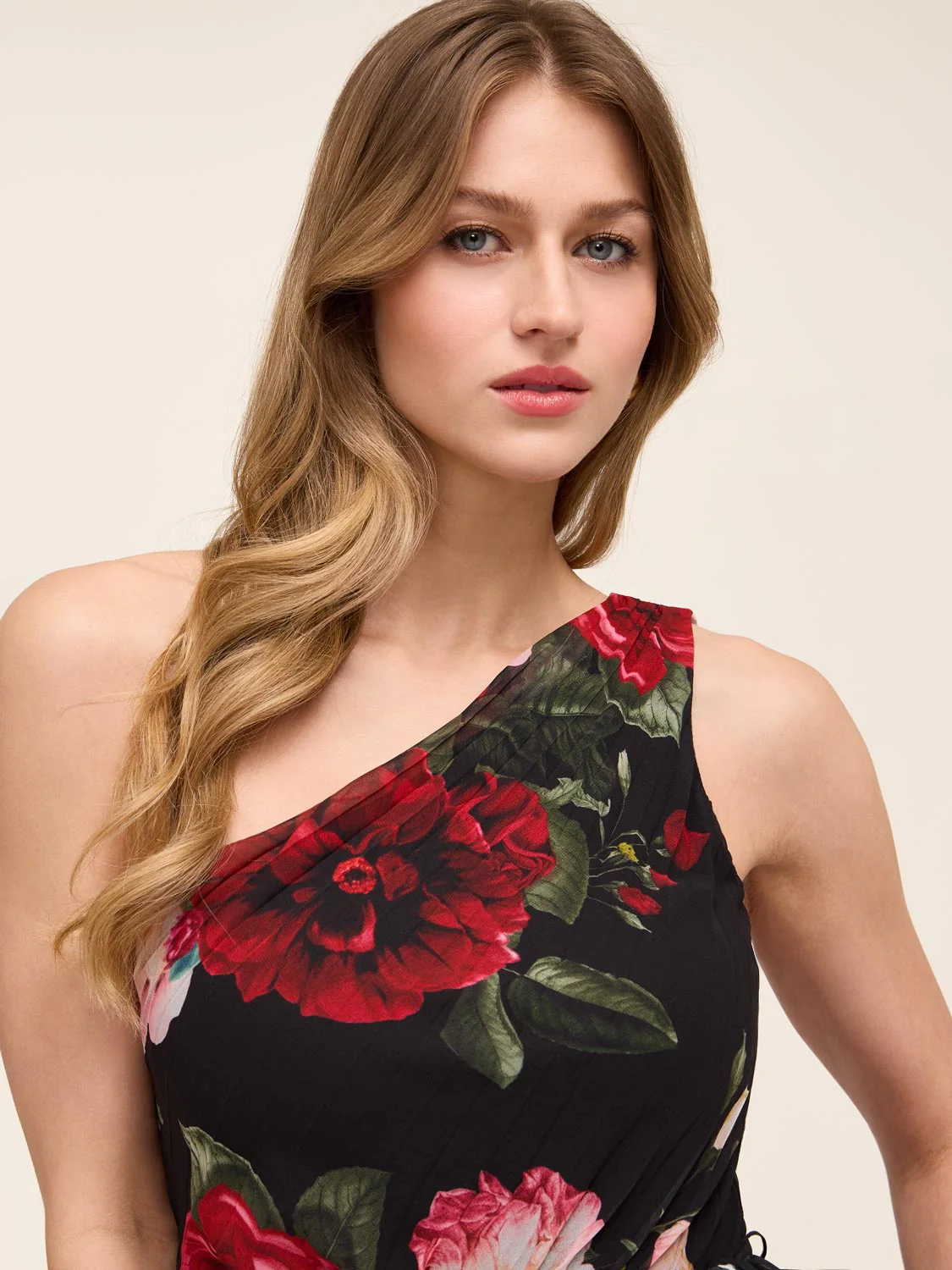 One-Shoulder Floral Gown - Image 5