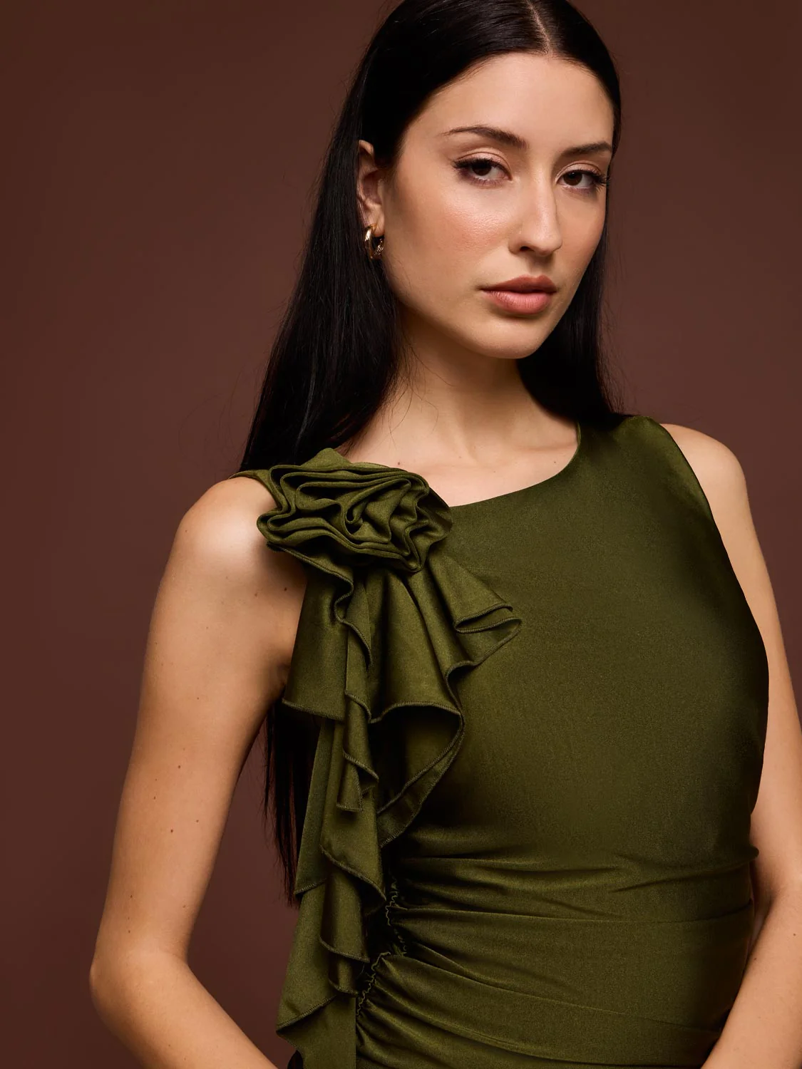 Sleeveless Rosette Ruffle Top - Image 5