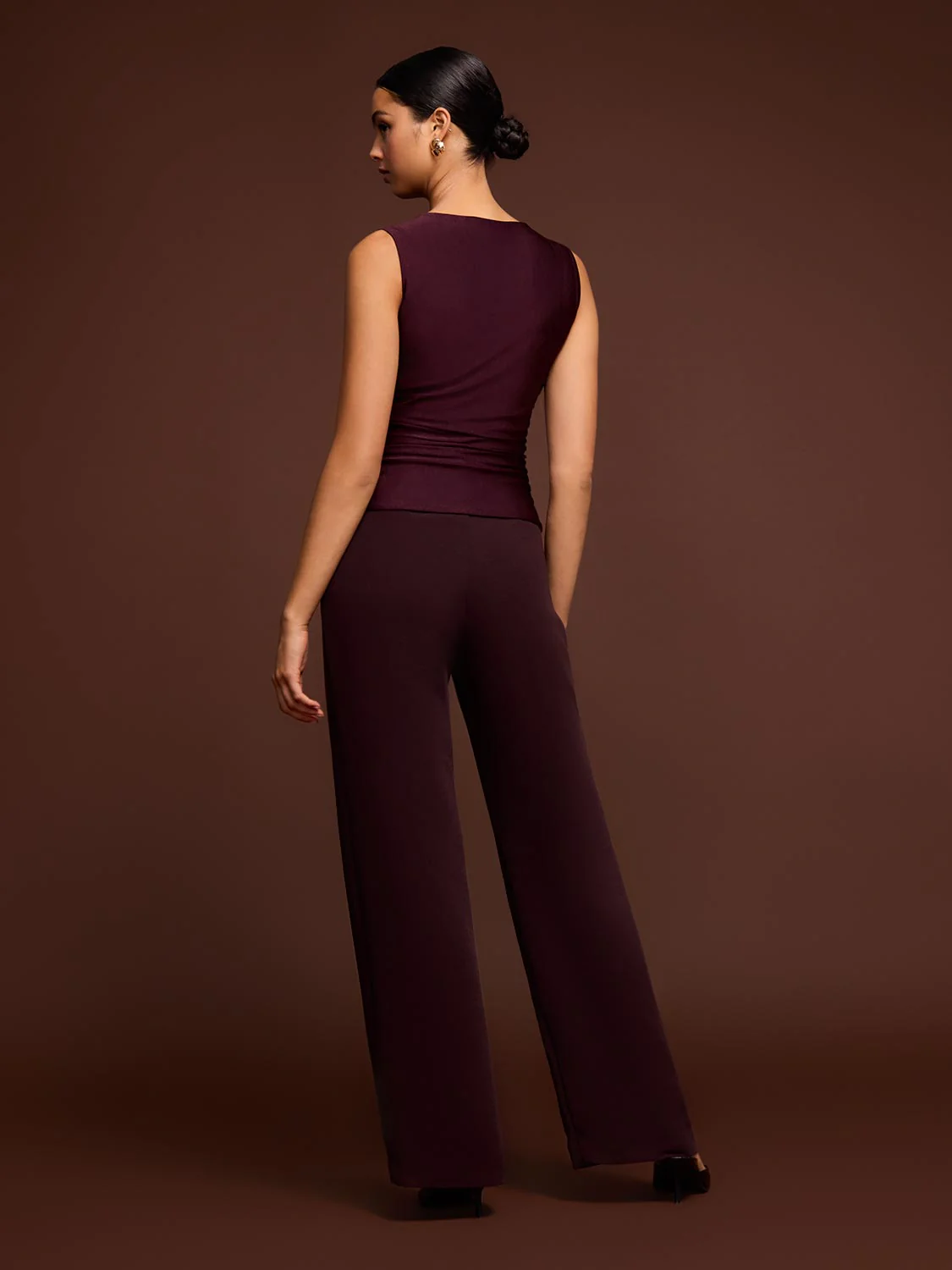 Sleeveless Rosette Ruffle Top - Image 7