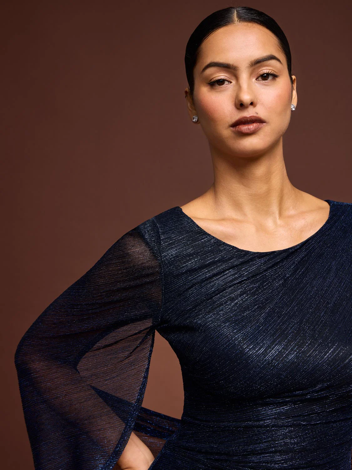 Metallic Crinkle Knit Sheath Dress With Cape - Image 4