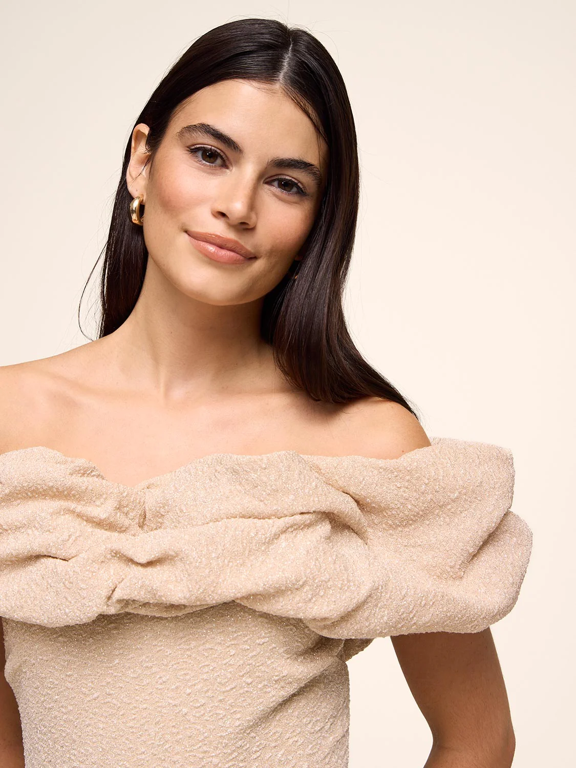 Ruffle Off-The-Shoulder Glitter Midi Dress - Image 3