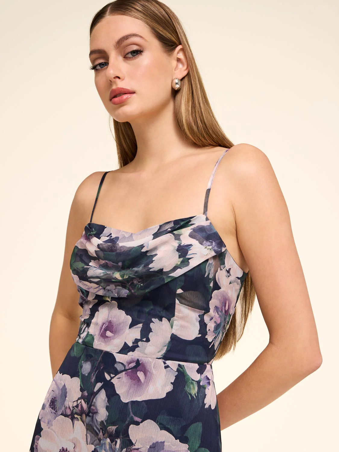 Floral Dress With Asymmetrical Ruffle Hem - Image 5